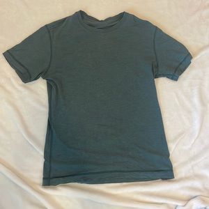 Mens lululemon shirt